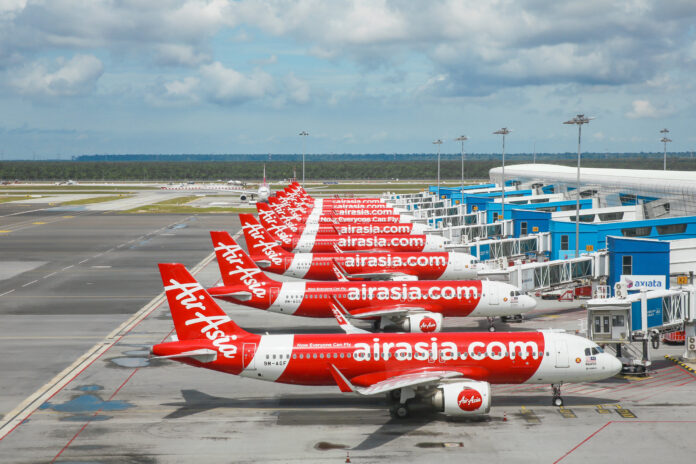 airasia-may-order-100-new-aircraft,-in-talks-with-airbus,-comac-and-embraer