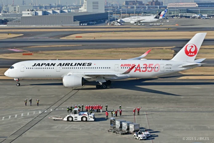 japan-airlines-flights-cancelled-and-delayed-amid-cyberattack