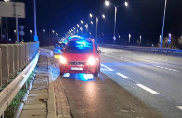 warszawscy-policjanci-zatrzymali-pijanego-ukrainca-kierujacego-samochodem-na-wislostradzie