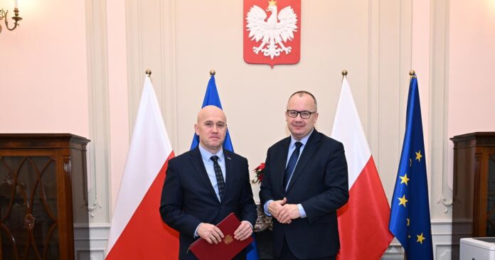 mazur:-status-neosedziow-musi-zostac-uzdrowiony-w-drodze-ustawy mazur:-status-neosedziow-musi-zostac-uzdrowiony-w-drodze-ustawy