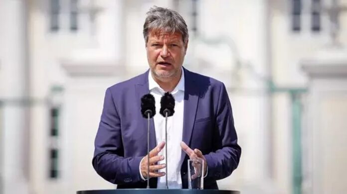 habeck-oskarzyl-muska-o-atak-na-niemiecka-demokracje