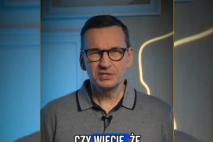 cenzor-morawiecki-ostrzega-przed…-cenzura.-internauci-ostroi-dali-mu-popalic