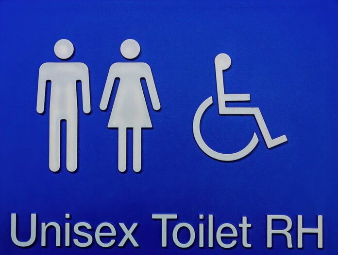 stany-zjednoczone-badaja-skandal-w-szkolnych-toaletach-–-donosza-media