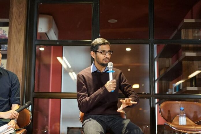 ciekawe-co-znow-knuja?-szef-google-spotka-sie-z-tuskiem ciekawe-co-znow-knuja?-szef-google-spotka-sie-z-tuskiem