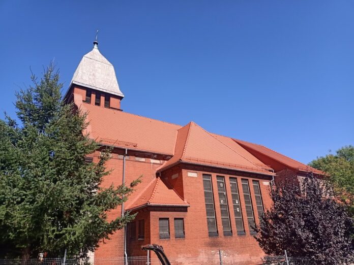 tragedia-na-plebanii-w-walbrzychu:-nie-zyje-ksiadz-sebastian-makuch,-wikariusz-i-kapelan-wot