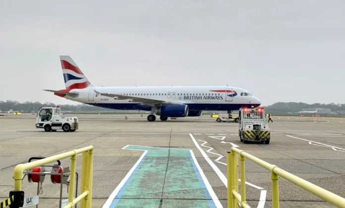 british-airways-acquiring-boeing-london-gatwick-mro-facility