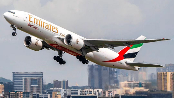 emirates-flight-gets-chinese-military-warning emirates-flight-gets-chinese-military-warning