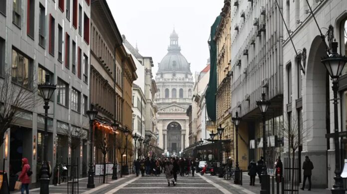 wegry-zakazuja-ulicznej-parady-rownosci-lgbt-w-budapeszcie.-„chodzi-o-ochrone-dzieci”