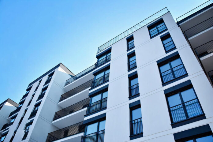 ceny-mieszkan-w-polsce:-pierwszy-spadek-od-3-lat!-co-to-oznacza-dla-rynku?