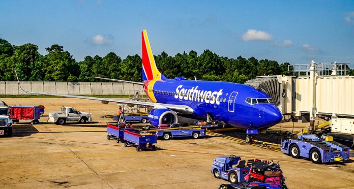 southwest-airlines-makes-new-changes-to-checked-bags-policy
