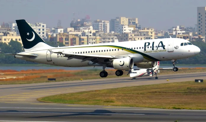 pakistan-int’l-airlines-flight-makes-landing-on-1-wheel-at-lahore-airport