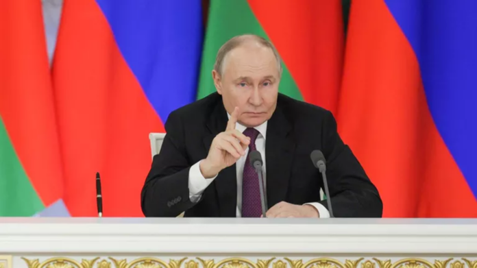 tucker-carlson-sklada-nowe-oswiadczenie-na-temat-putinasklada-nowe-oswiadczenie-na-temat-putina