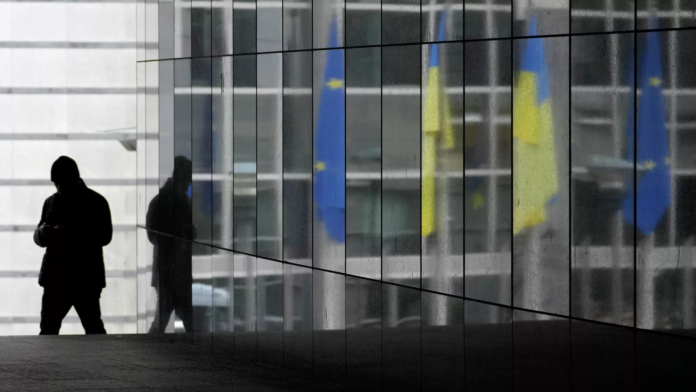 europa-chce-wyslac-na-ukraine-ponad-dziesiec-tysiecy-zolnierzy-sil-pokojowych-—-donosza-media