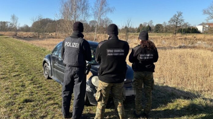 21-letni-ukrainiec-zatrzymany-za-pomoc-w-nielegalnym-przekroczeniu-granicy 21-letni-ukrainiec-zatrzymany-za-pomoc-w-nielegalnym-przekroczeniu-granicy