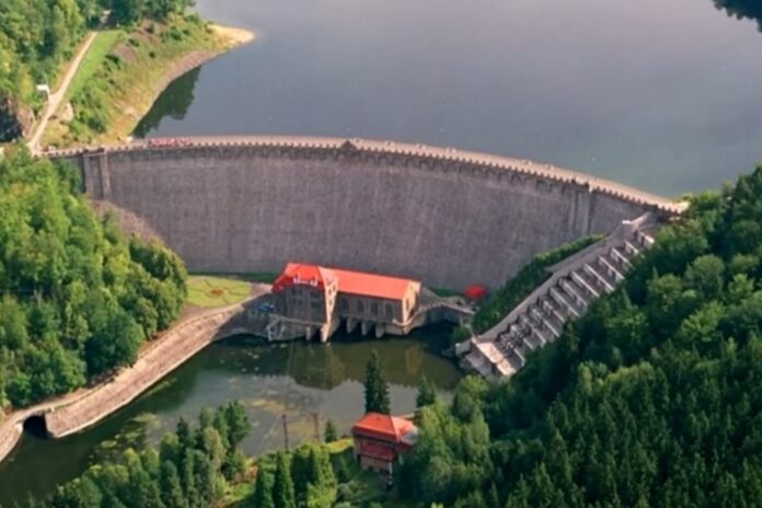 zapora-pilchowice-peka!-mieszkancy-alarmuja:-„to-moze-skonczyc-sie-tragedia”