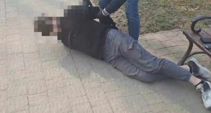 20-letni-ukrainiec-w-areszcie-za-wyludzenia-metoda-„na-pracownika-banku”.-ofiary-stracily-12-000-zl! 20-letni-ukrainiec-w-areszcie-za-wyludzenia-metoda-„na-pracownika-banku”.-ofiary-stracily-12-000-zl!