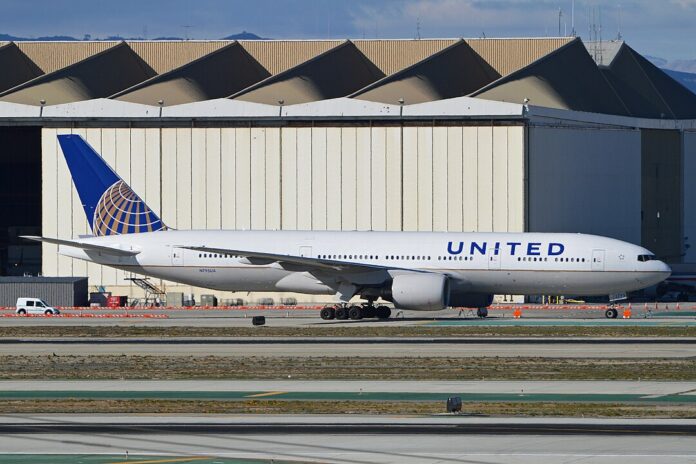 united-airlines-cancels-iad-den-flight-with-777-amid-unusual-burning-smell united-airlines-cancels-iad-den-flight-with-777-amid-unusual-burning-smell
