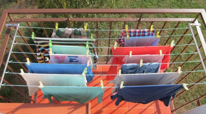 500-zl-mandatu-za-suszenie-prania-na-balkonie?-absurdalne-przepisy-uderzaja-w-lokatorow