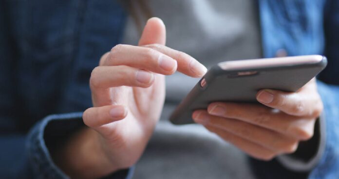 uwazaj-na-to-co-instalujesz-na-swoim-telefonie!-wydano-ostrzezenie-rzadowej-agencji