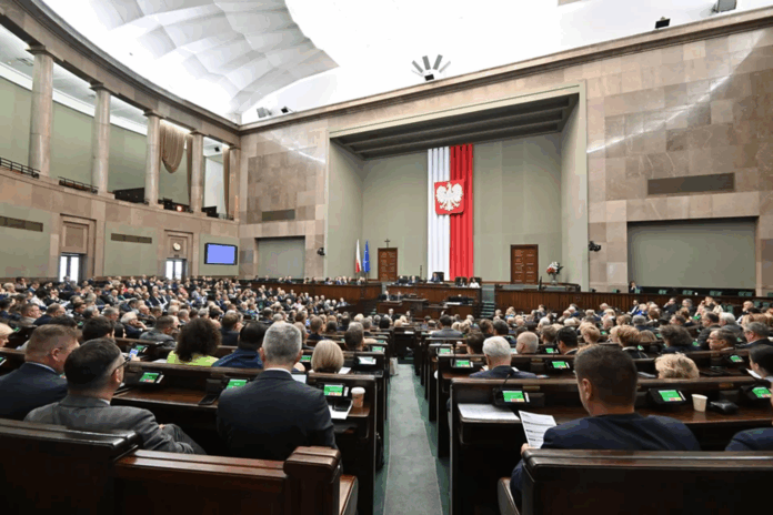 poslowie-wynajmuja-luksusowe-auta-za-pieniadze-podatnikow.-oto-rekordzisci-wydatkow