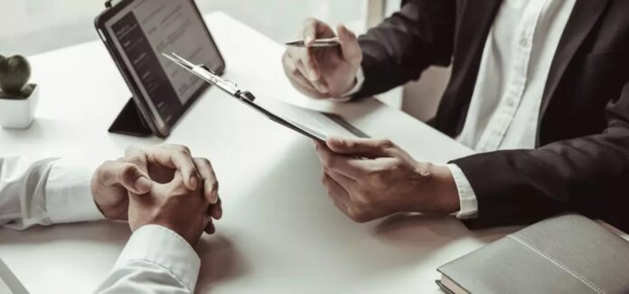 kara-umowna-–-kiedy-mozesz-ja-skutecznie-dochodzic?-praktyczny-poradnik