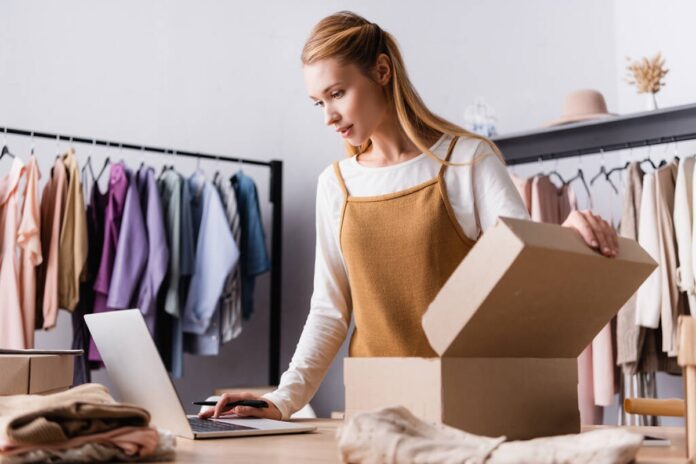 czterodniowy-tydzien-pracy-staje-sie-faktem.-ministerstwo-ujawnia-szczegoly