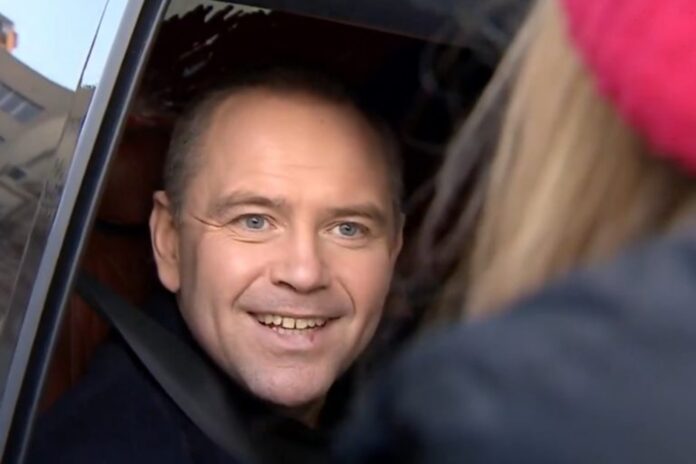 co-naprawde-wydarzylo-sie-w-bialym-domu?-zaskakujace-kulisy-wizyty-nawrockiego