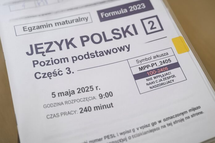 matura-2025-z-polskiego:-arkusze-i-odpowiedzi