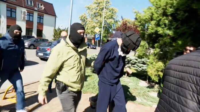 tragedia-w-zdunskiej-woli:-szesciolatek-zamordowany-przez-konkubenta-matki