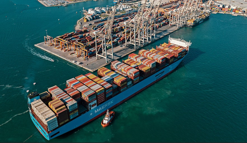 global-growth-bellwether-maersk-slashes-container-market-outlook global-growth-bellwether-maersk-slashes-container-market-outlook