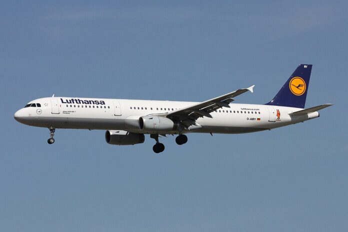 lufthansa-a321-incapacitated-pilot-was-alone-in-the-cockpit lufthansa-a321-incapacitated-pilot-was-alone-in-the-cockpit
