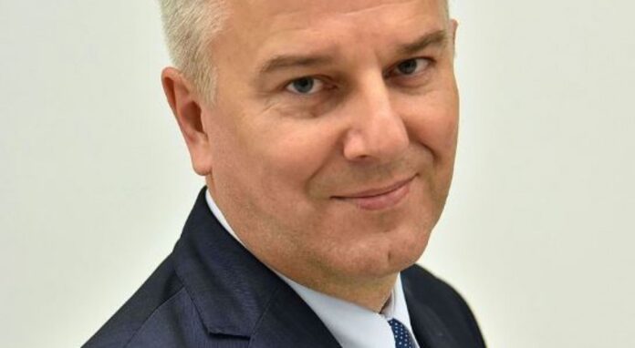 prawomocny-wyrok-dla-bylego-ministra.-cezary-grabarczyk-skazany-za-afere-z-pozwoleniem-na-bron