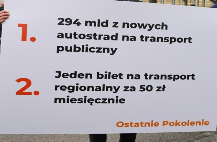 „ostatnie-pokolenie”-wygrywa:-trzaskowski-zgodzil-sie-na-negocjacje-po-blokadzie-sztabu