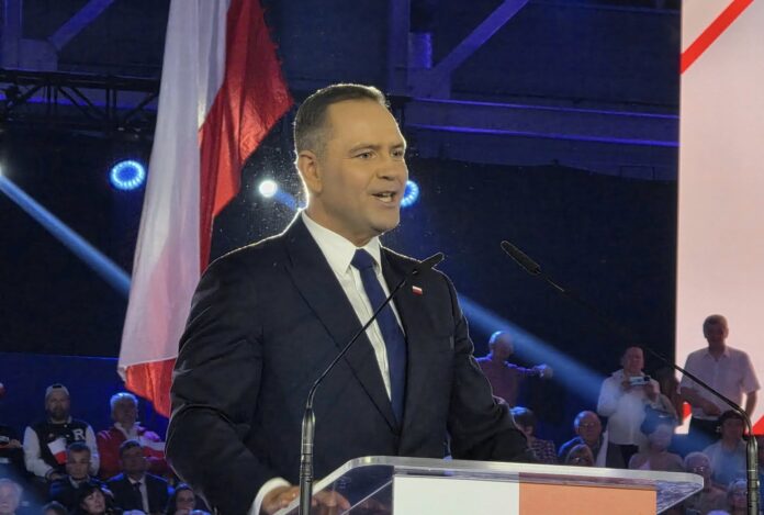 „mroczna-przeszlosc?”-buda-i-tusk-rzucaja-ciezkie-oskarzenia-wobec-nawrockiego „mroczna-przeszlosc?”-buda-i-tusk-rzucaja-ciezkie-oskarzenia-wobec-nawrockiego