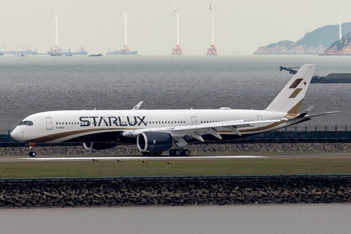 phoenix-airport-gets-its-first-direct-flight-to-asia-with-starlux-a350 phoenix-airport-gets-its-first-direct-flight-to-asia-with-starlux-a350