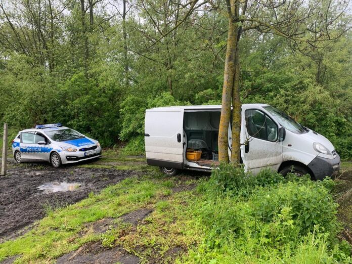 pijany-obywatel-ukrainy-uciekal-dostawczakiem-przed-policjantami.-teraz-grozi-mu-wiezienie