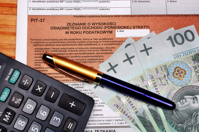 kwota-wolna-od-podatku-wzrosnie-do-60-tys.-zl?-resort-finansow-potwierdza-prace