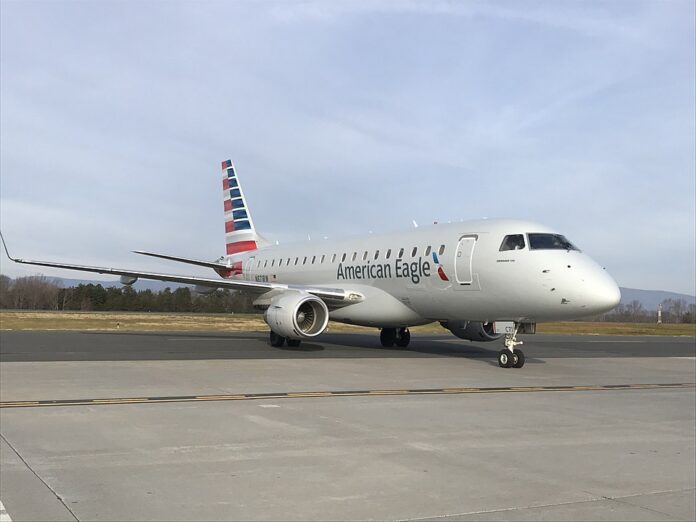 american-airlines-passenger-detained-after-attacking-flight-attendant american-airlines-passenger-detained-after-attacking-flight-attendant