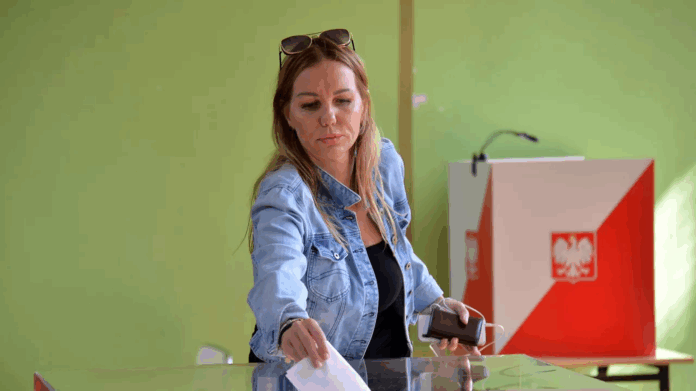 cisza-wyborcza-i-monitoring-tzw.-wyborow-–-jak-zglosic-nieprawidlowosci? cisza-wyborcza-i-monitoring-tzw.-wyborow-–-jak-zglosic-nieprawidlowosci?