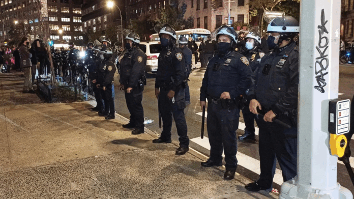 nypd-informuje-o-gwaltownym-wzroscie-atakow-na-funkcjonariuszy-policji