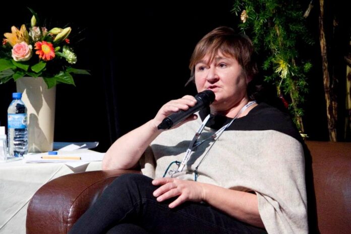 „koscioly,-kibole-i-pomniki”-przerazajaca-wizja-prof.-srody-dla-polski-po-wyborach