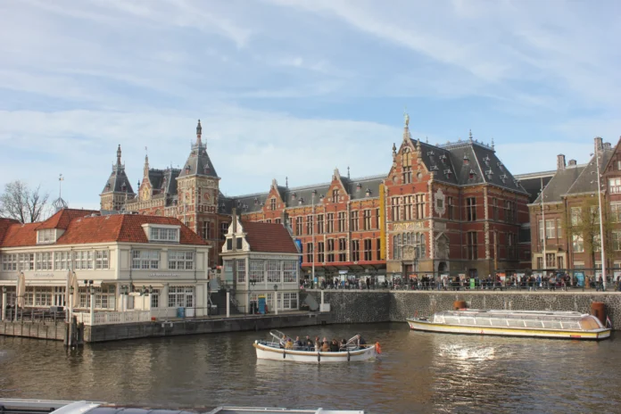 list-of-38-non-schengen-countries-you-can-travel-with-schengen-visa