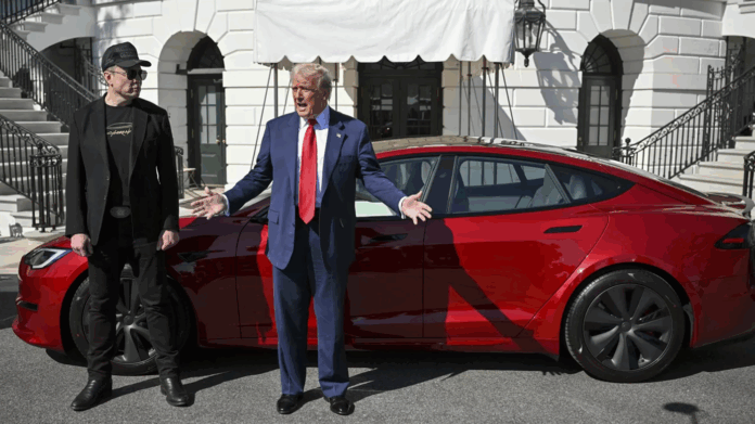 konflikt-trumpa-z-muskiem-byl-nieunikniony-—-donosza-media