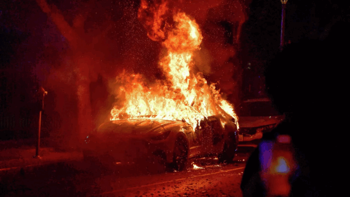 burmistrz-los-angeles-wprowadza-godzine-policyjna-w-centrum-miasta burmistrz-los-angeles-wprowadza-godzine-policyjna-w-centrum-miasta