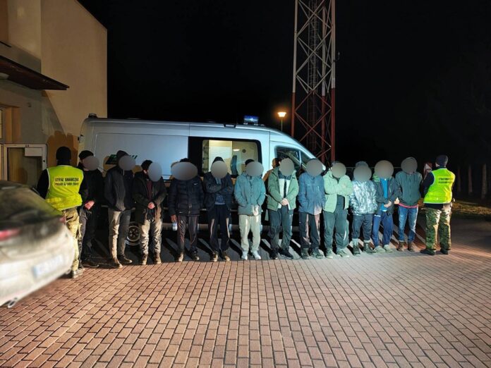 tajemnicze-transfery-noca.-niemcy-przywoza-imigrantow-do-polski