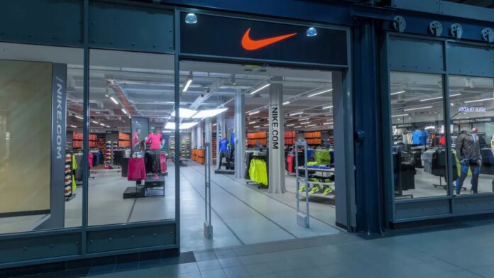 nike-sie-pozbywa-tych-air-maxow.-bylo-820-zl,-teraz-410