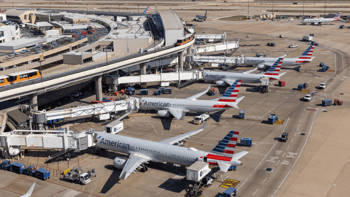 american-airlines-removes-passenger-for-harassment-at-dallas american-airlines-removes-passenger-for-harassment-at-dallas