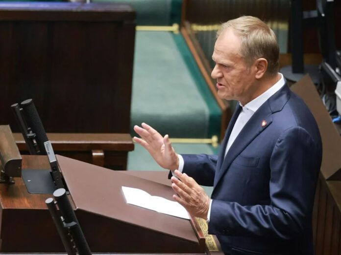 nawrocki-spotka-sie-z-tuskiem-rzecznik-ujawnia-pierwsze-decyzje-prezydenta-elekta-na-2025.