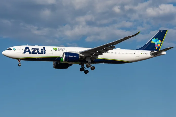azul-airbus-a330-diverts-to-recife-after-pilot-incapacitation azul-airbus-a330-diverts-to-recife-after-pilot-incapacitation