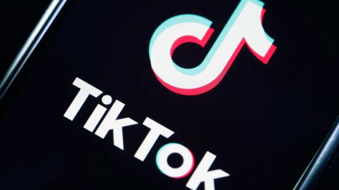 tiktok-zwalnia-moderatorow.-bedzie-jeszcze-gorzej